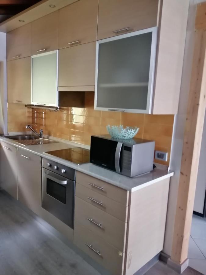 Casa Vacanze La Ca Del Cunfec Sondrio Buitenkant foto