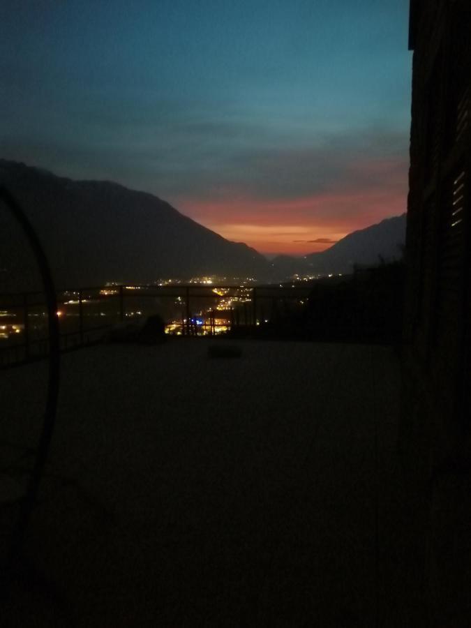 Casa Vacanze La Ca Del Cunfec Sondrio Buitenkant foto