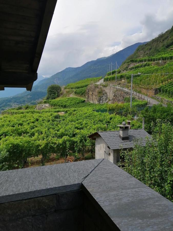 Casa Vacanze La Ca Del Cunfec Sondrio Buitenkant foto