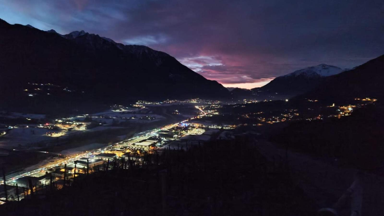 Casa Vacanze La Ca Del Cunfec Sondrio Buitenkant foto
